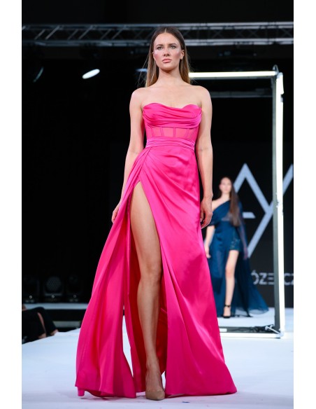 Long pink evening dress with high neckline and high leg slit