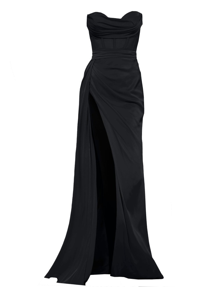 Robe longue de soirée noire avec encolure haute...