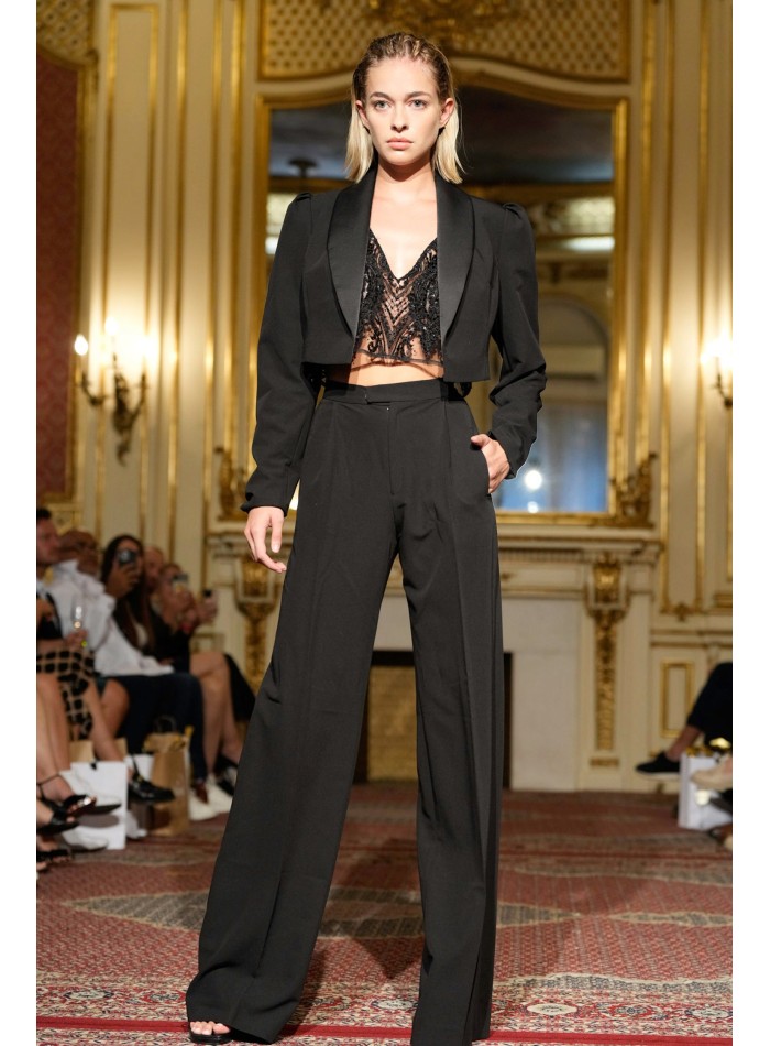 Blazer cropped negra de manga larga con efecto...