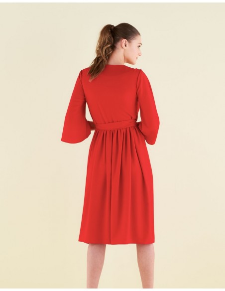 vestido midi rojo con manga larga de Coco Veve