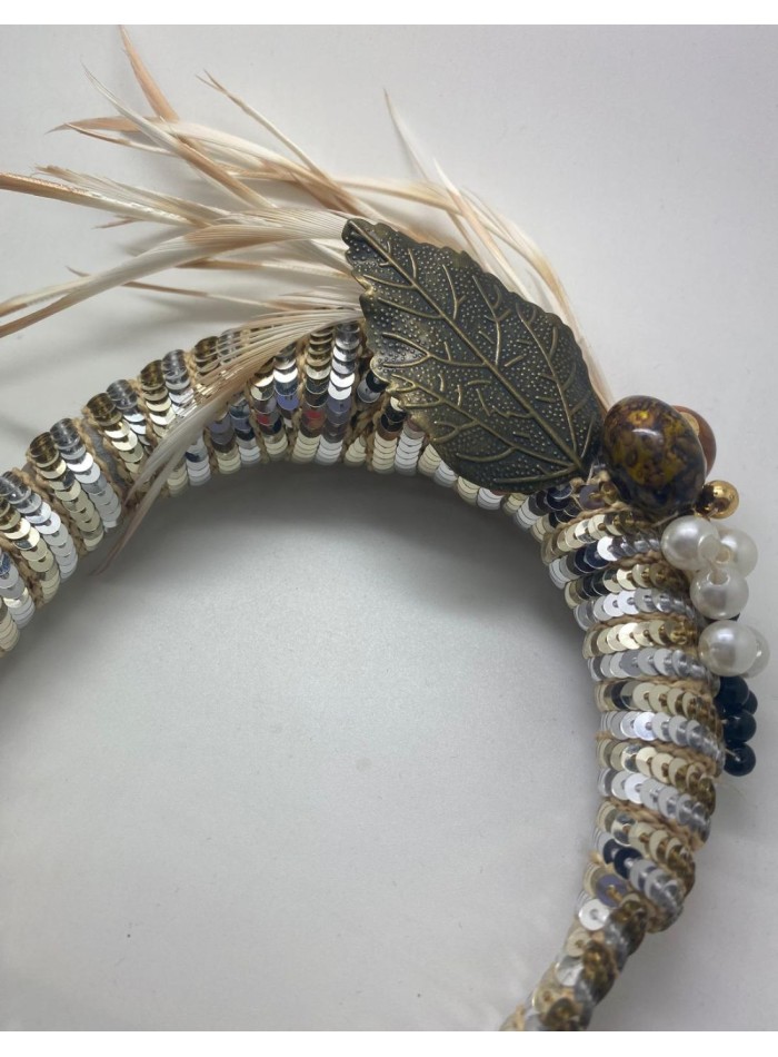 Diadema de fiesta con lentejuelas doradas y...