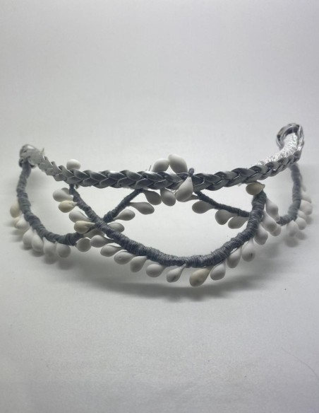 Silver party headdress with white pistils