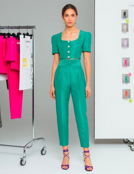 Orange long trousers with darts and pockets