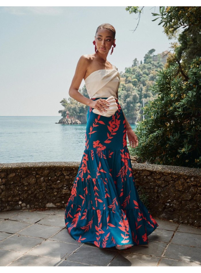 Long party skirt with floral print and ruffles