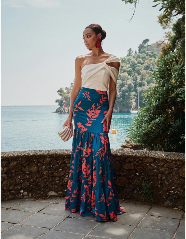 Top blanco de fiesta con doble tirante asimétrico y frunce 2