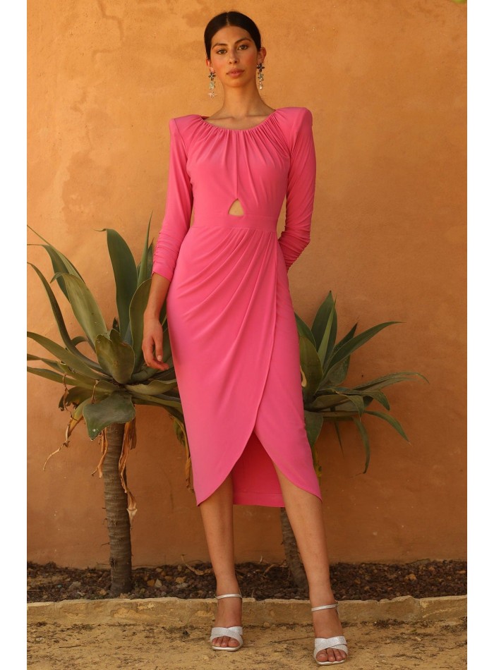 Vestido midi para invitada con manga larga y...