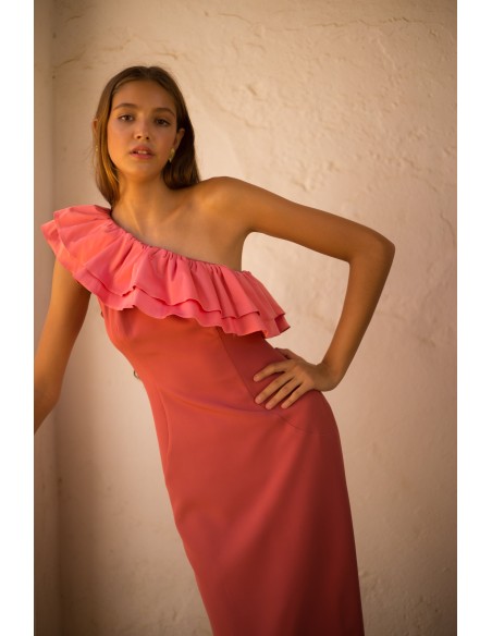 Vestido de fiesta midi con maxi volante de satén