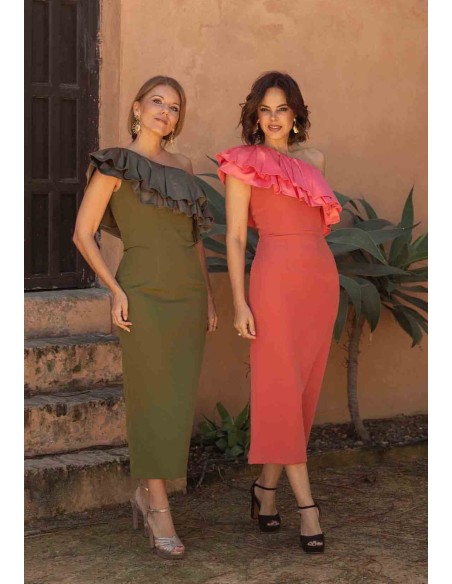 Vestido midi de fiesta con escote asimétrico y maxi volante