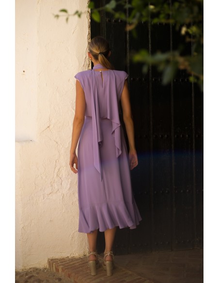 Conjunto top y falda con volantes cascada malva