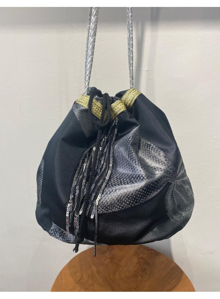 Black jaquard printed party bomboniere