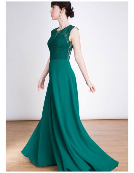 Vestido de fiesta largo verde con cuerpo  de encaje y espalda al aire INVITADISIMA