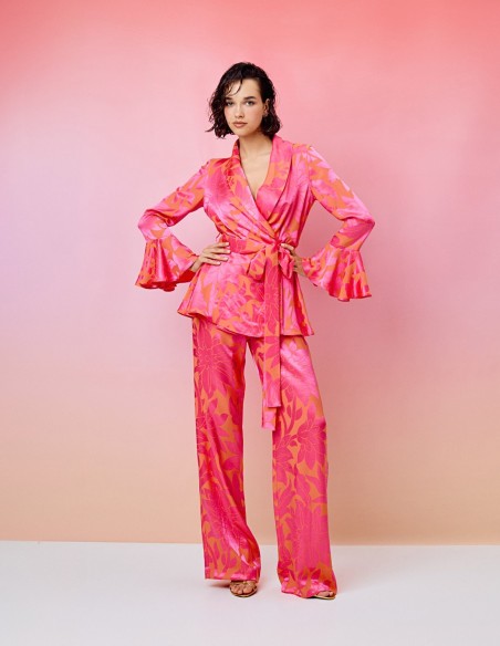 Printed blazer style blouse with flared sleeves