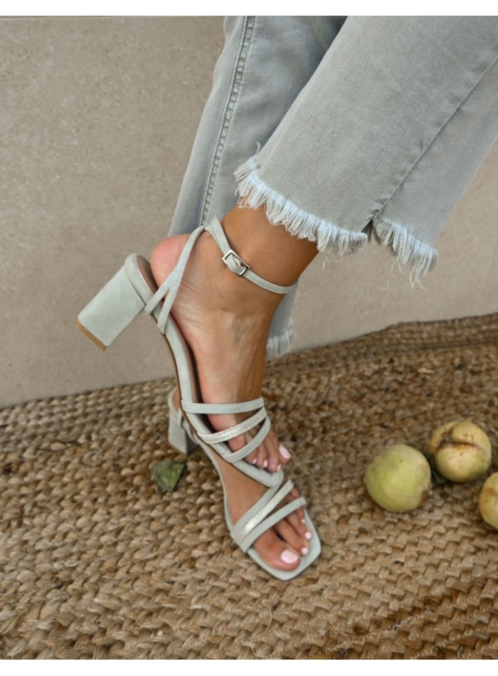 Sandale de fête verte à lanières nouées à la...