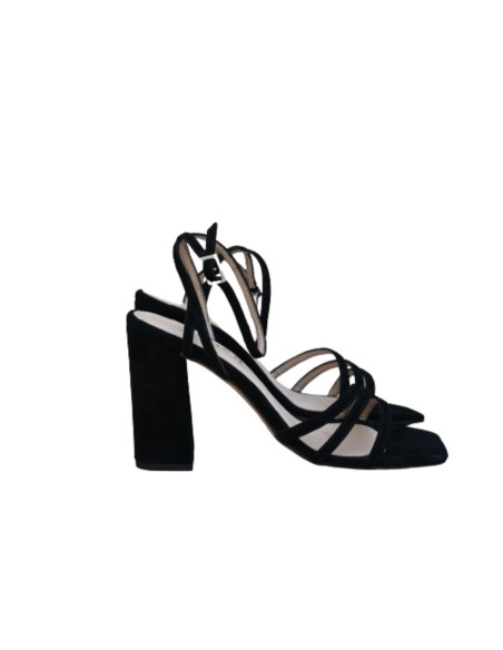 Black party sandal with square heel in suede