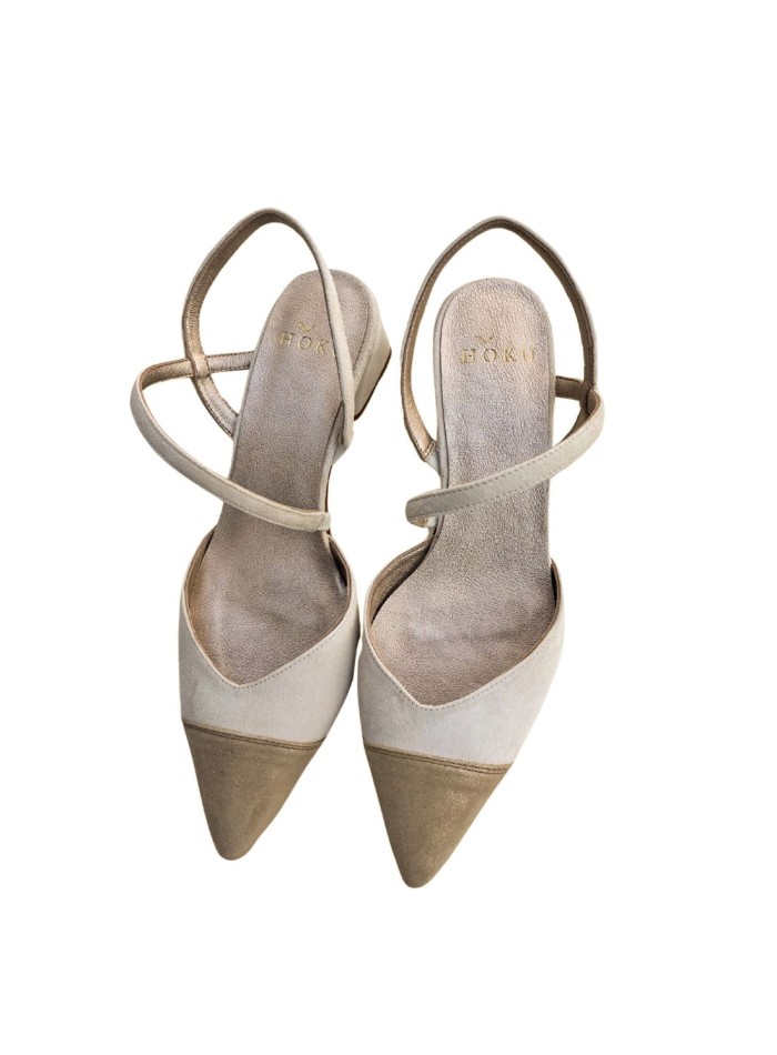 Beige suede party shoe with metallic tip