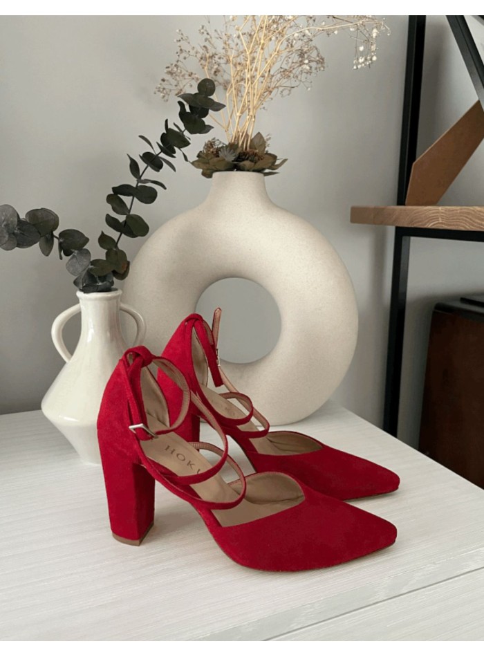 Chaussure de soirée en daim rouge à lanières...