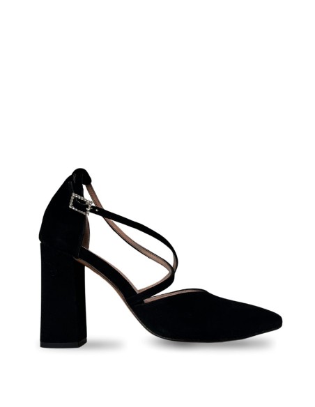 Escarpin en daim noir à brides croisées