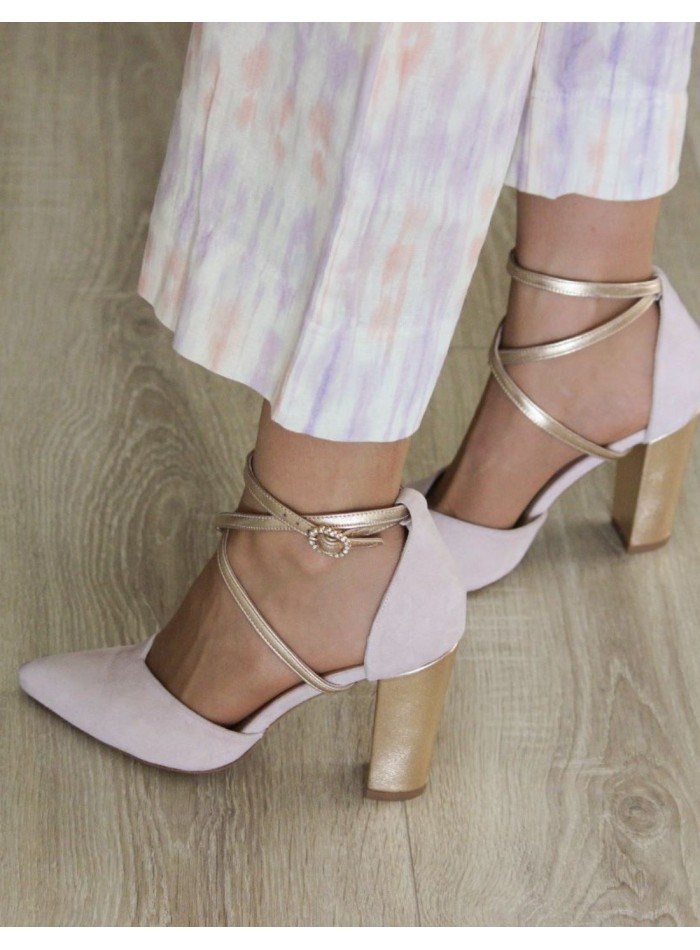 Pink suede party shoe with gold details