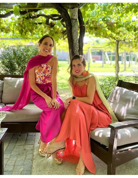 Capa de fiesta de gasa corta verde oliva