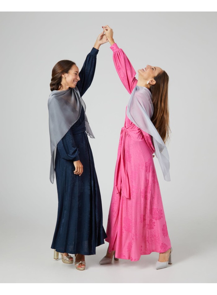 Short party cape in light silver chiffon