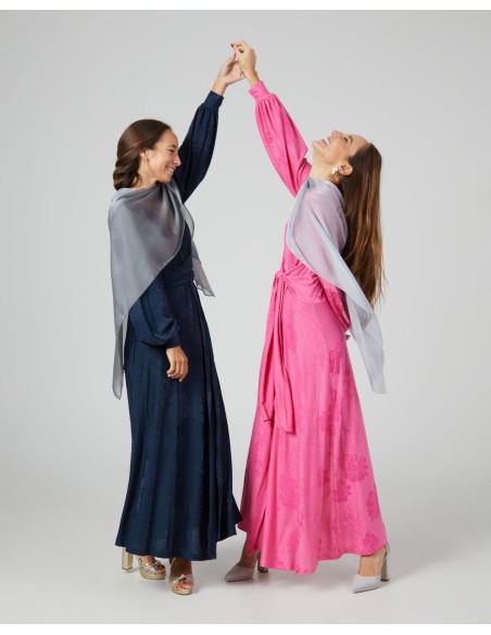 Short party cape in light silver chiffon