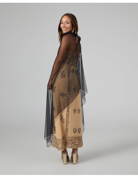 Longue cape de fête en tulle noir avec fentes latérales