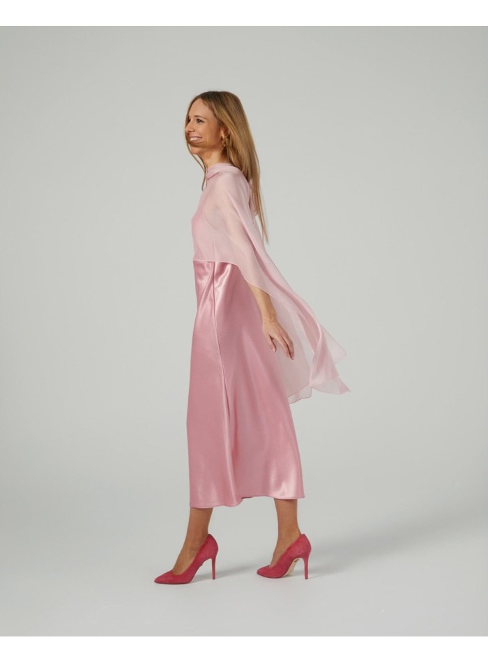 Long layer in light pink cationic gauze with...