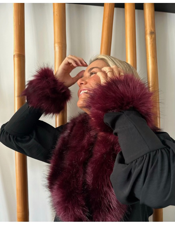 Cherry synthetic fur cuffs