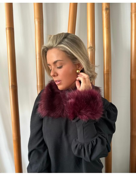 Cherry synthetic fur cuffs