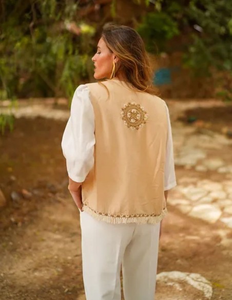 Pantalon en crêpe blanc à pinces et taille haute