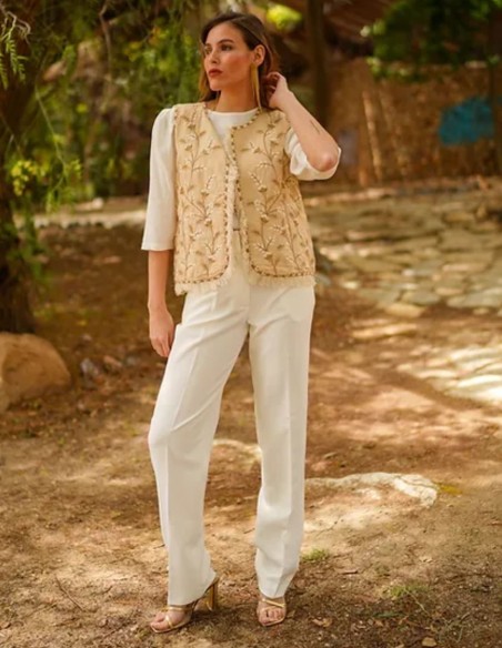 Pantalón blanco de crepe con pinzas y tiro alto