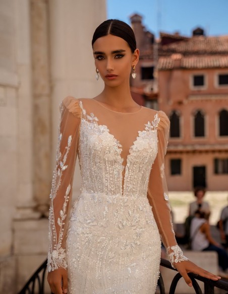 Robe de mariée longue avec effet de tatouage en dentelle manches longues