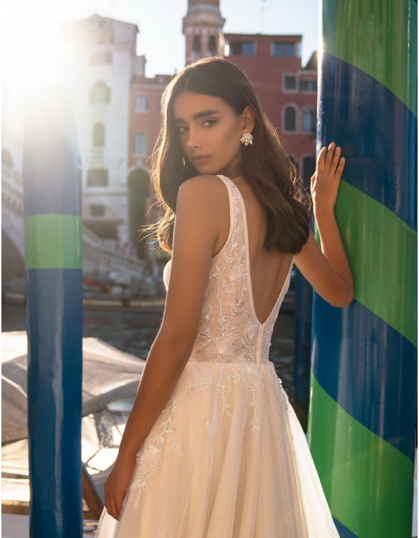 Robe longue de mariage ivoire avec décolleté en V et... 2