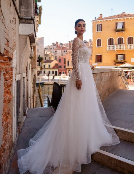 Long princess cut wedding dress with long sleeves with rhinestones