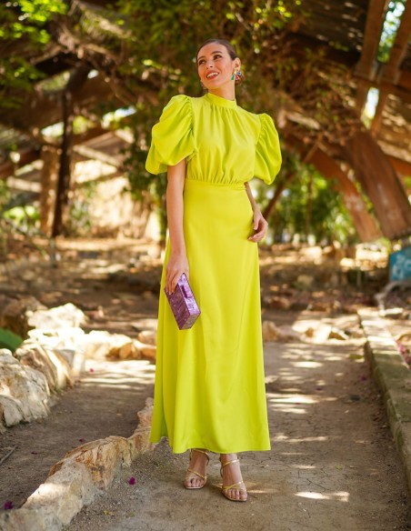 Short sleeve midi party dress with bows at the back for guests.