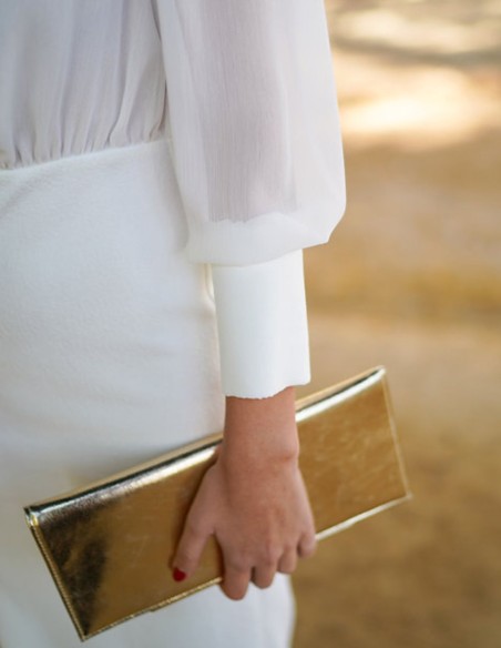 Vestido midi blanco de manga larga con falda de tubo