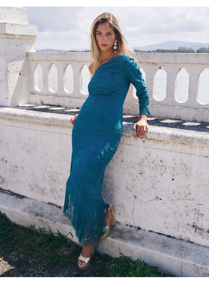 Asymmetrical midi dress with bangs at the hem