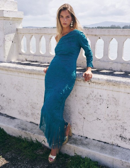 Asymmetrical midi dress with bangs at the hem