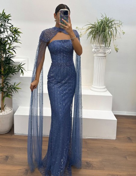 Robe longue de fête en strass avec manches en cape