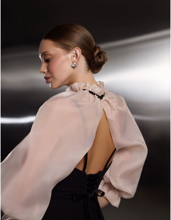 Short party dress with detachable puffed sleeves 2