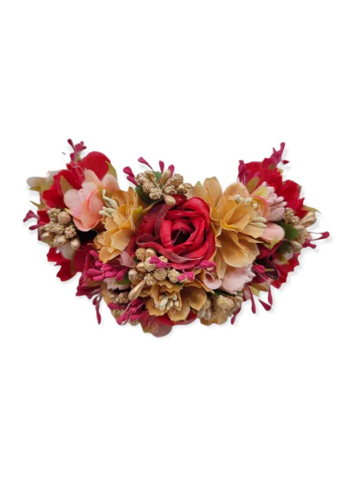 Diadema de flores para invitada en tonos rojos